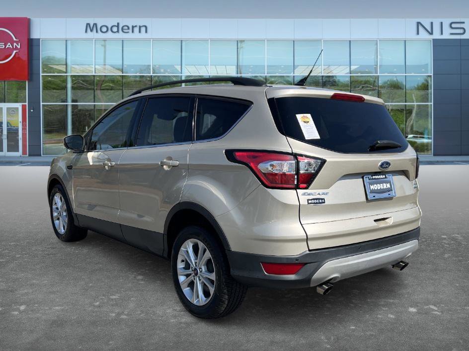 Used 2018 Ford Escape SEL image 7