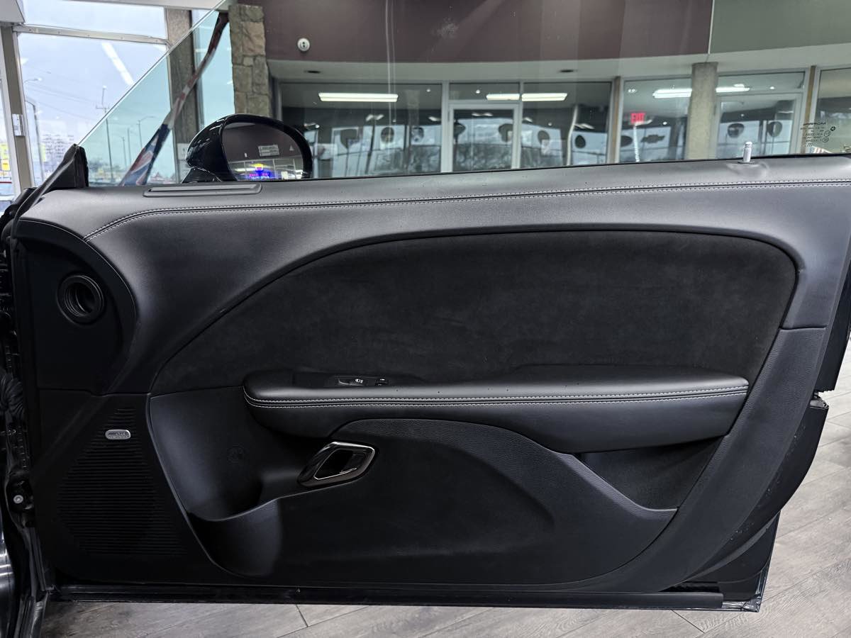 Used 2023 Dodge Challenger SRT Hellcat RWD image 33