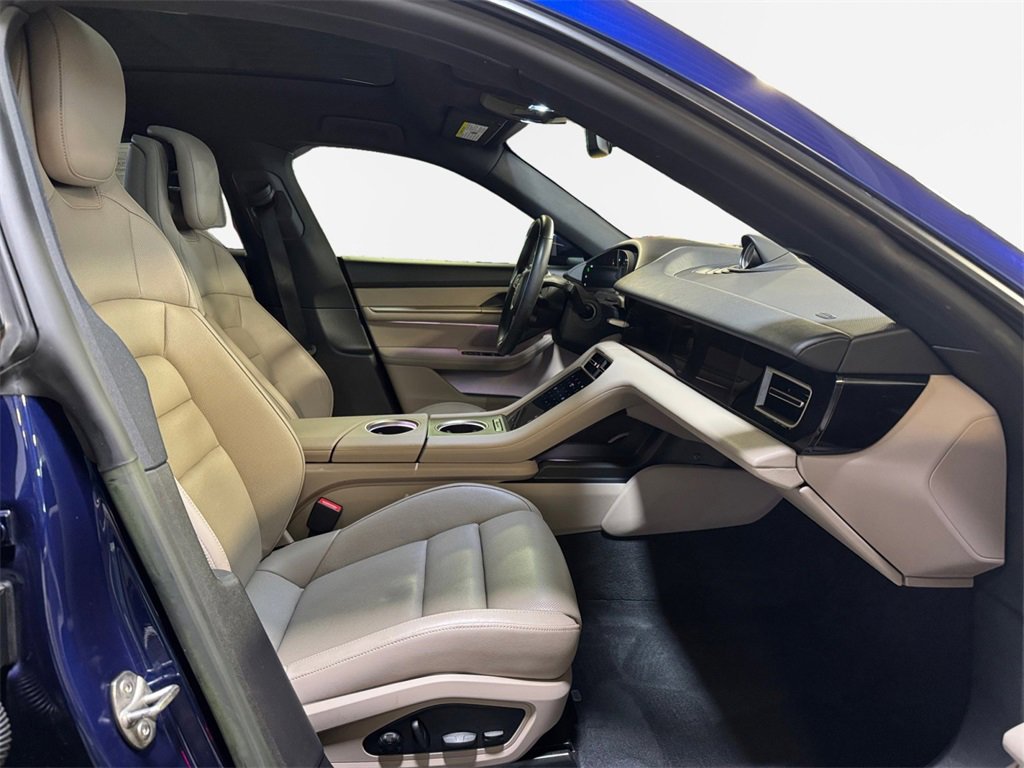 Used 2022 Porsche Taycan 4 Cross Turismo image 26