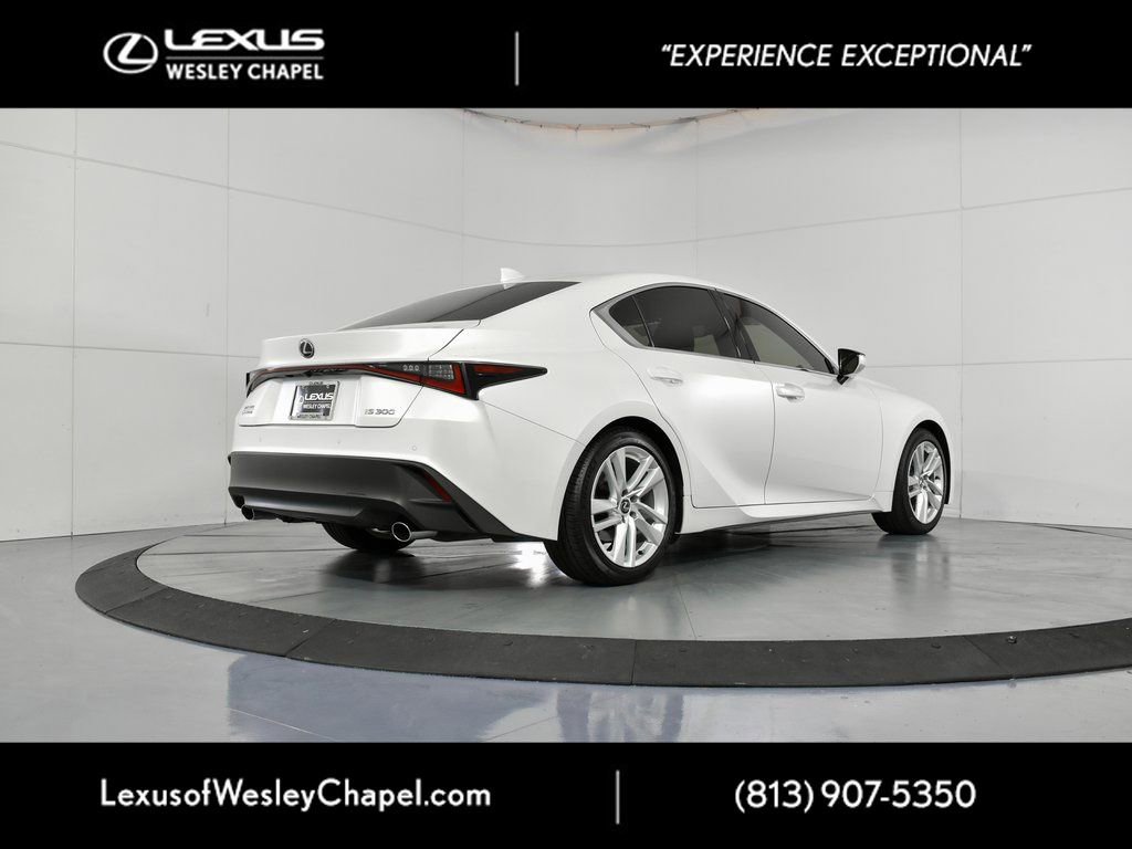 Used 2025 Lexus IS 300 w/ Comfort Package RWD image 6