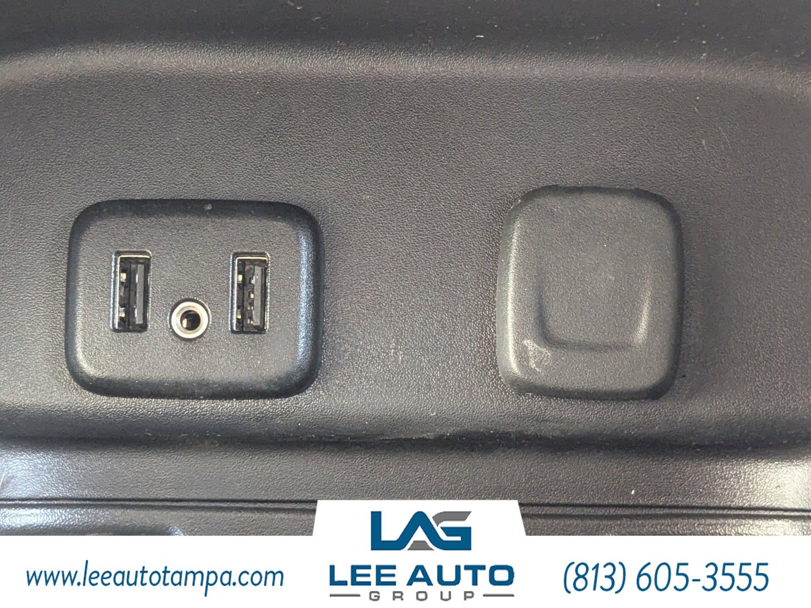 Used 2018 Chevrolet Equinox Premier AWD/4WD image 25