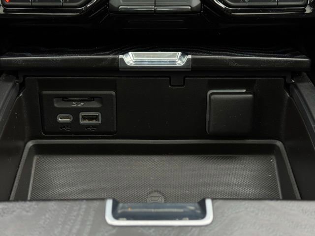 Used 2021 GMC Yukon Denali w/ Denali Ultimate Package image 39