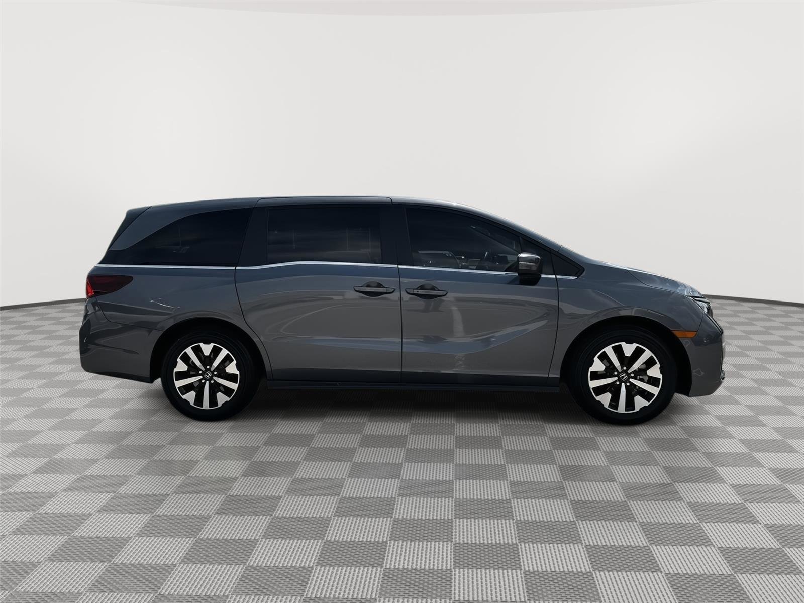 Certified 2025 Honda Odyssey EX-L image 5