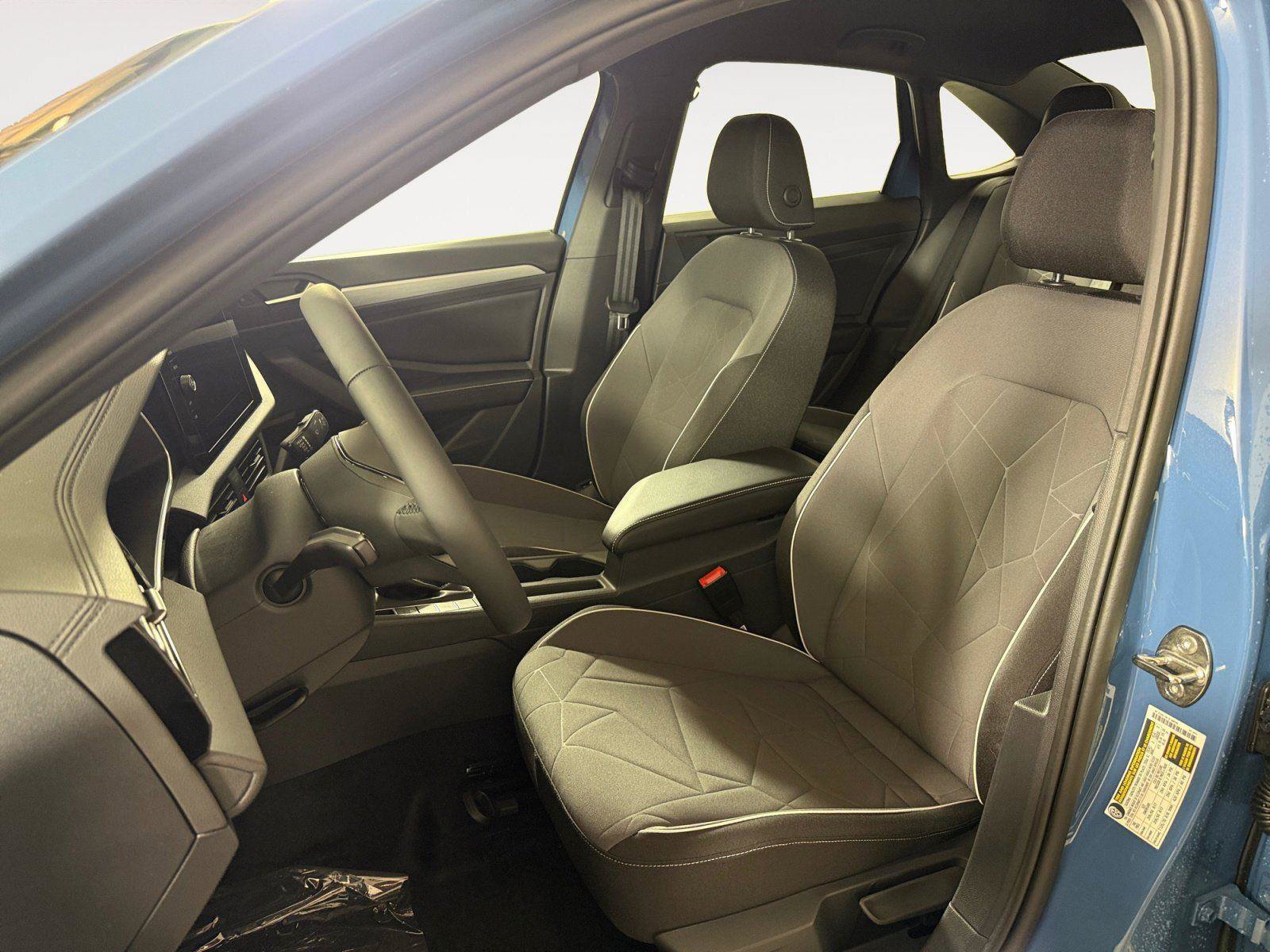 New 2026 Volkswagen Jetta Sport FWD image 7