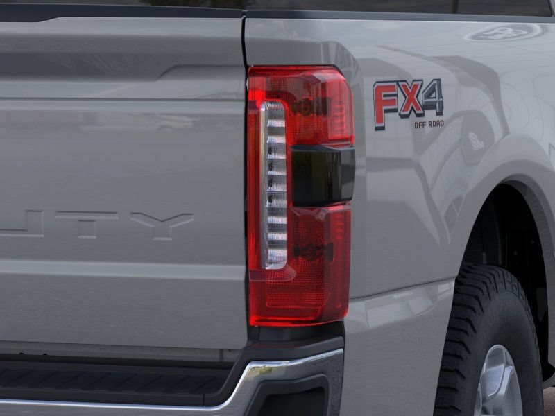 New 2026 Ford F350 XLT w/ XLT Premium Package AWD/4WD image 25