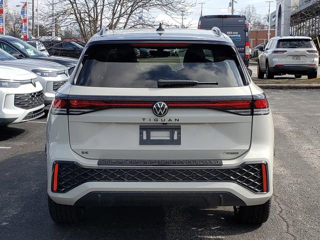 New 2026 Volkswagen Tiguan SE R-Line image 4