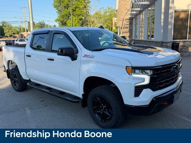 Used 2024 Chevrolet Silverado 1500 LT Trail Boss AWD/4WD image 7