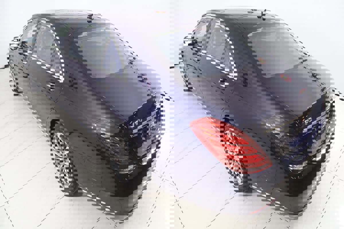 Used 2015 Mercedes-Benz S 550 4MATIC Sedan image 34