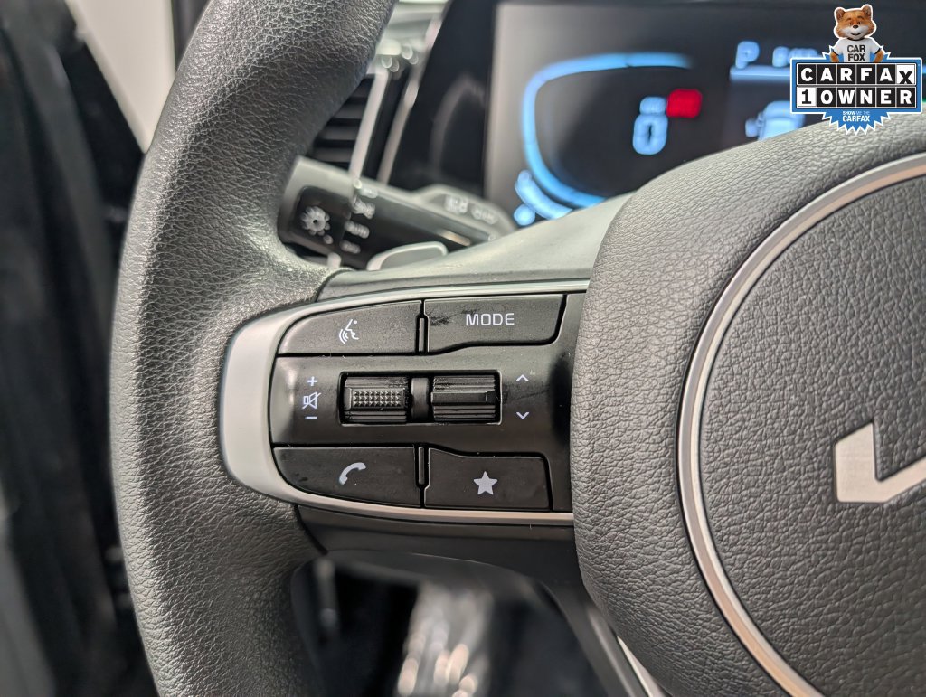 Certified 2025 Kia Sportage LX AWD/4WD image 17