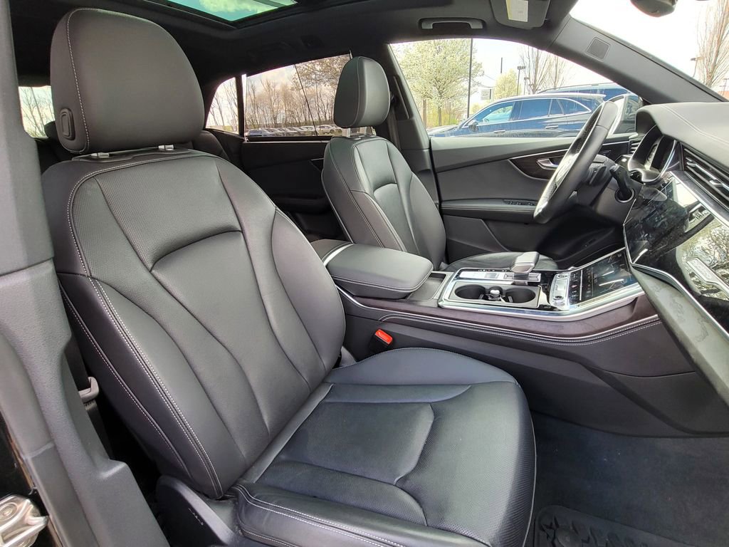 Used 2023 Audi Q8 Prestige w/ Prestige Package AWD/4WD image 24