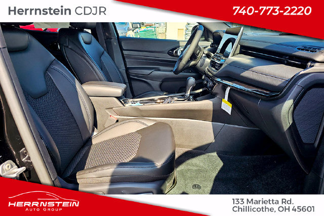 New 2026 Jeep Compass Latitude AWD/4WD image 23