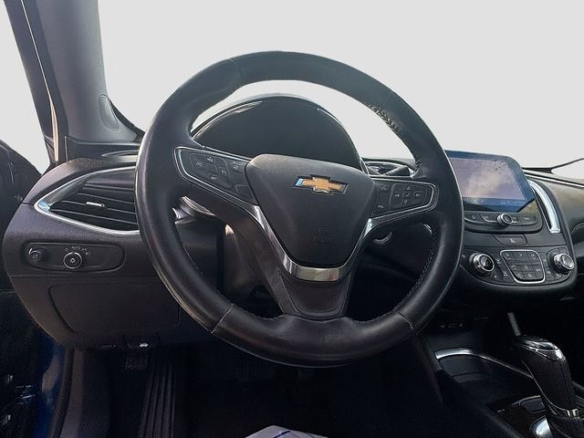 Used 2019 Chevrolet Malibu Premier w/ Sun and Wheel Package image 11