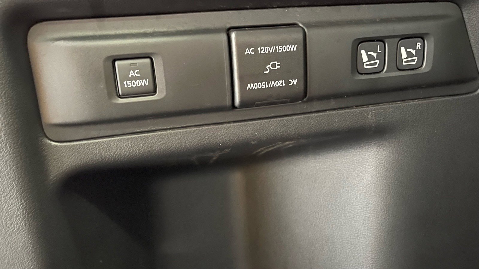Used 2025 MAZDA CX-70 Plug-In Hybrid w/ Premium Pkg AWD/4WD image 39