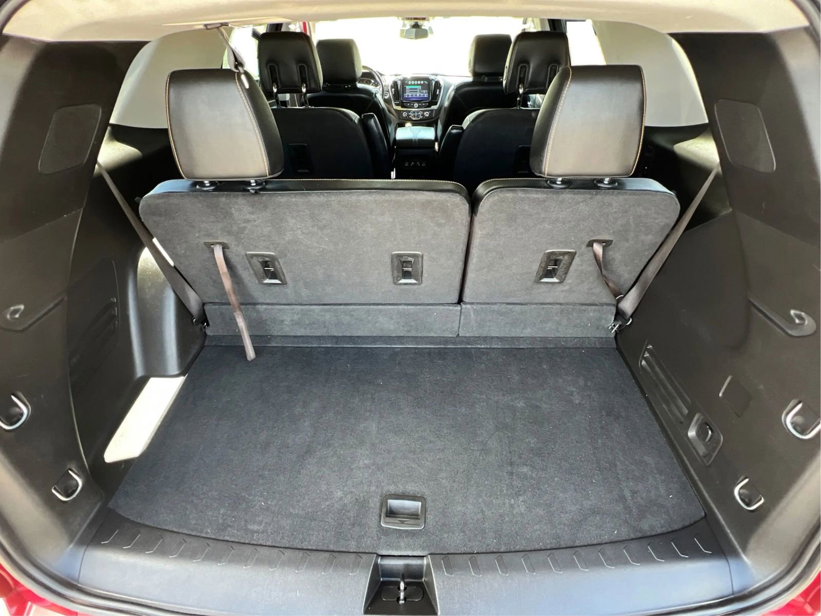 Used 2018 Chevrolet Traverse Premier AWD/4WD image 18