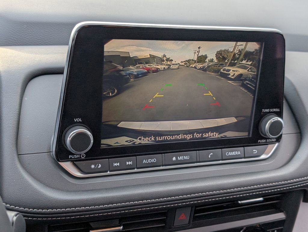 Certified 2025 Nissan Rogue SV w/ SV Premium Package image 19