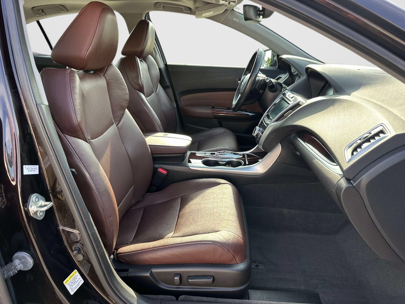Used 2015 Acura TLX w/ Technology Package FWD image 9