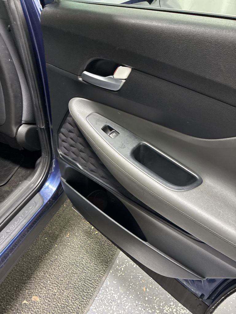 Used 2023 Hyundai Santa Fe SEL image 25