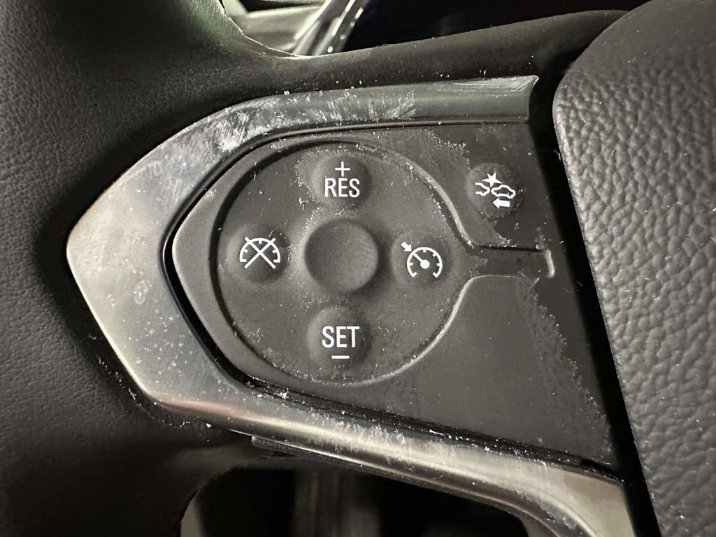 Certified 2023 Chevrolet Traverse LT AWD/4WD image 35