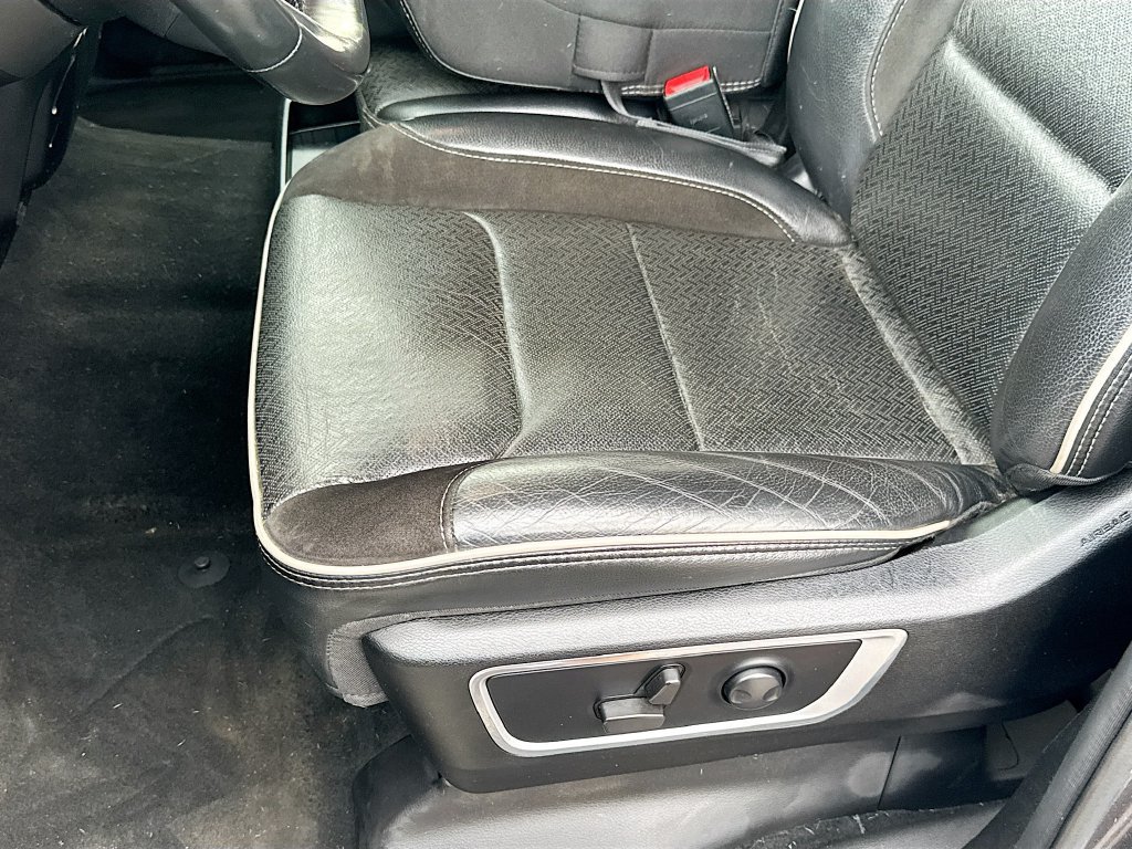 Used 2022 RAM 1500 Laramie AWD/4WD image 20