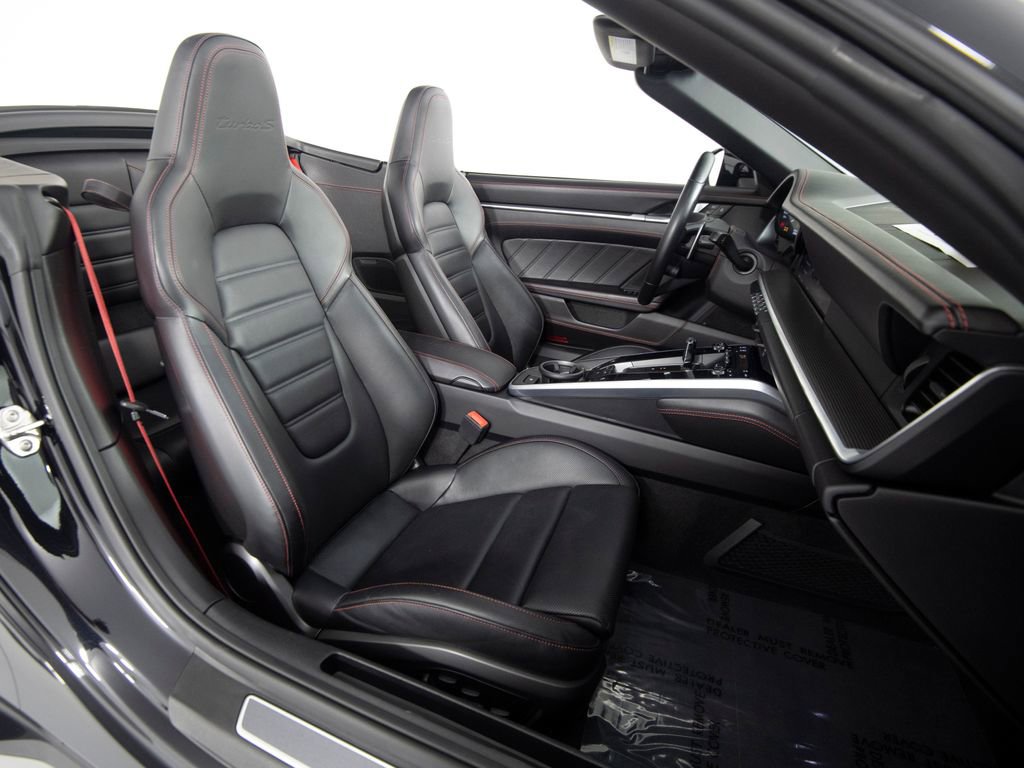 Certified 2022 Porsche 911 Turbo S AWD/4WD image 37