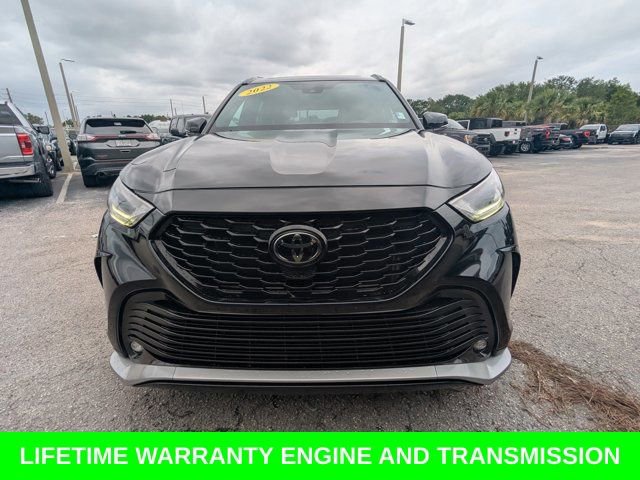 Used 2022 Toyota Highlander XSE AWD/4WD image 10