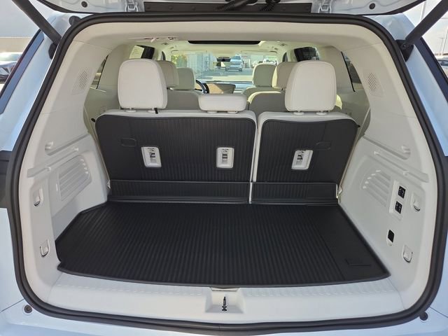 New 2026 Buick Enclave Avenir w/ Super Cruise Package image 27