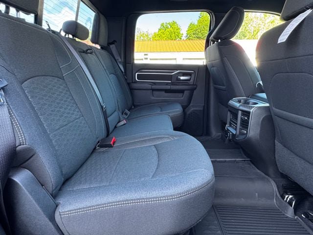 New 2026 RAM 2500 Big Horn AWD/4WD image 31