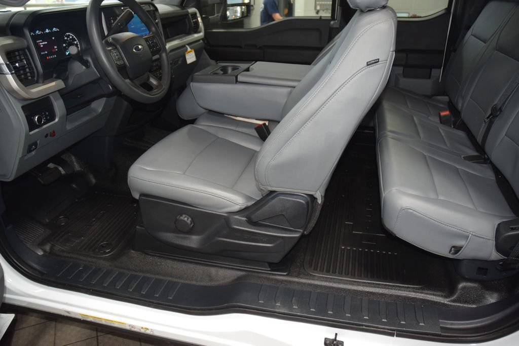 Used 2024 Ford F450 XL AWD/4WD image 30
