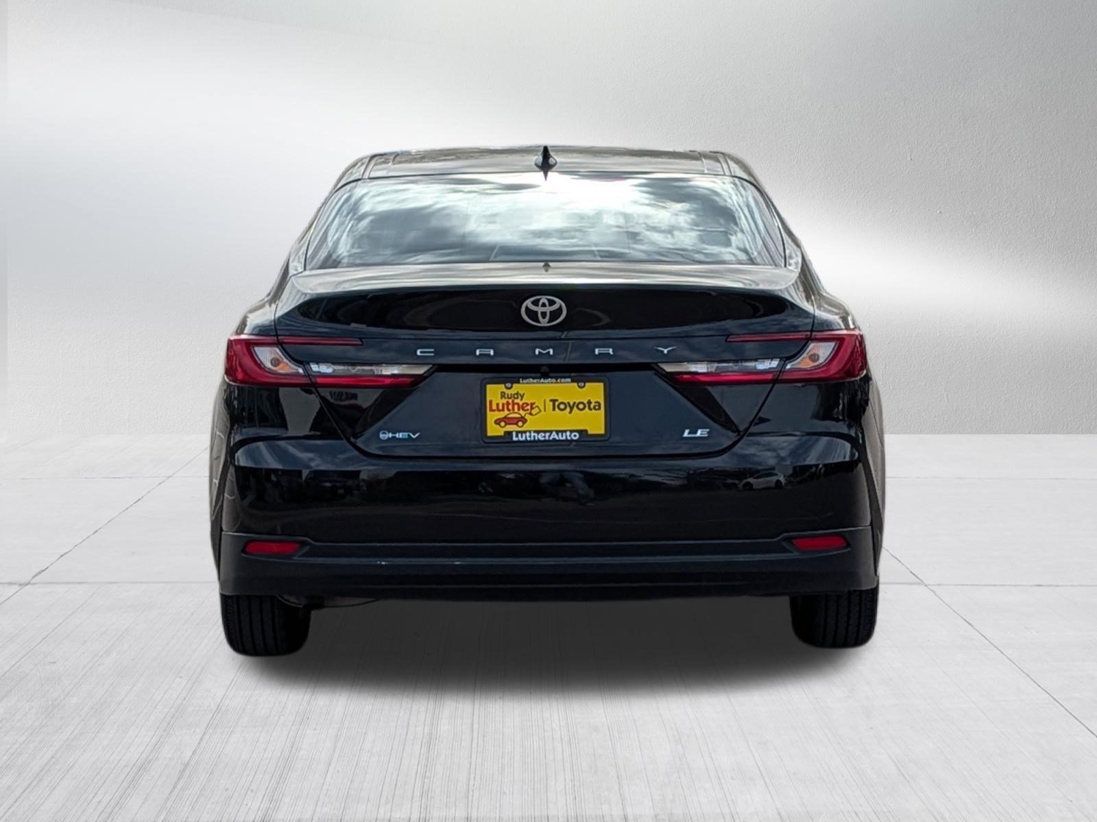 Certified 2025 Toyota Camry LE FWD image 7