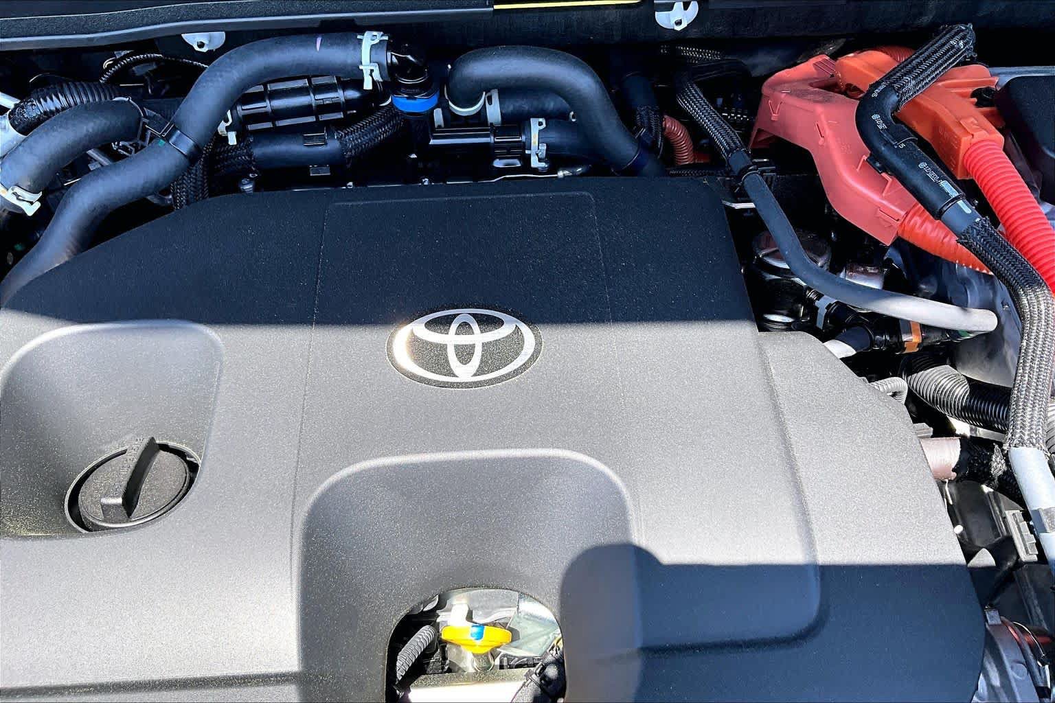 New 2026 Toyota RAV4 SE AWD/4WD image 17