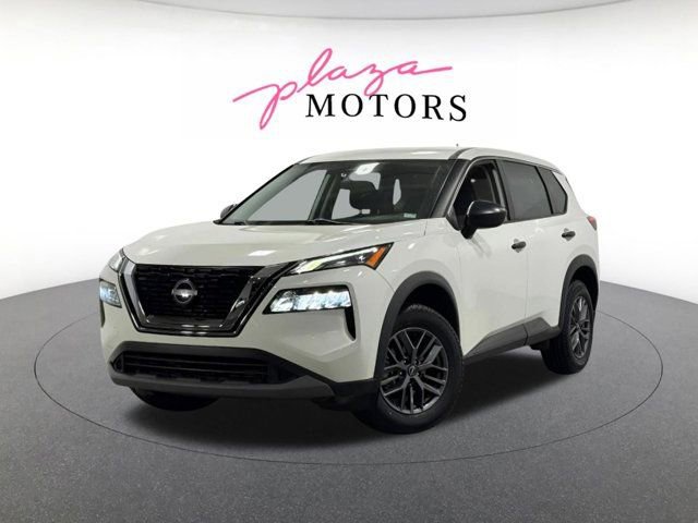 Used 2022 Nissan Rogue S FWD image 1
