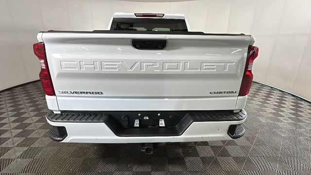 Used 2024 Chevrolet Silverado 1500 Custom AWD/4WD image 3