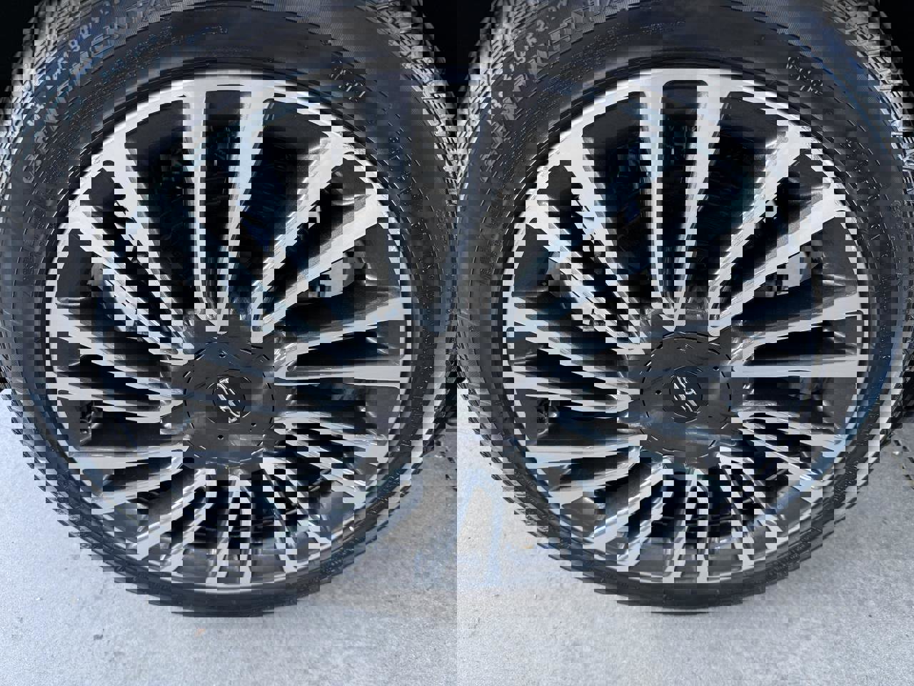 Used 2022 Lincoln Corsair Reserve w/ Equipment Group 201A image 52