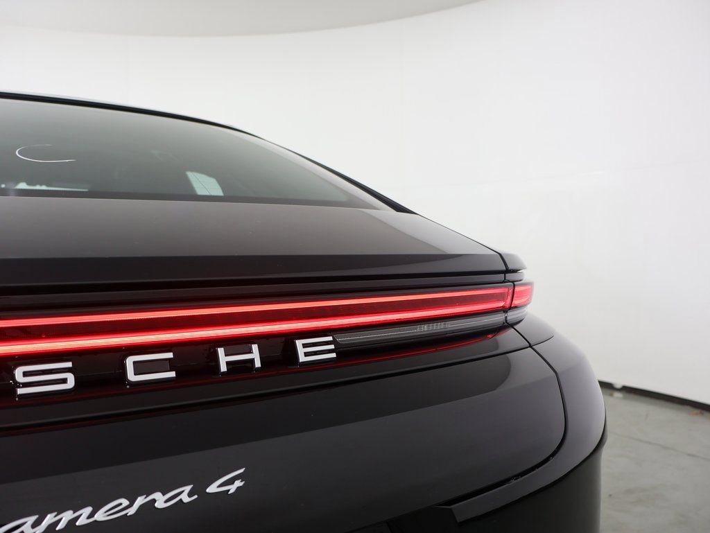 New 2025 Porsche Panamera 4 image 11