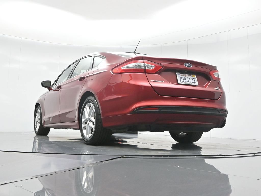 Used 2016 Ford Fusion SE FWD image 48