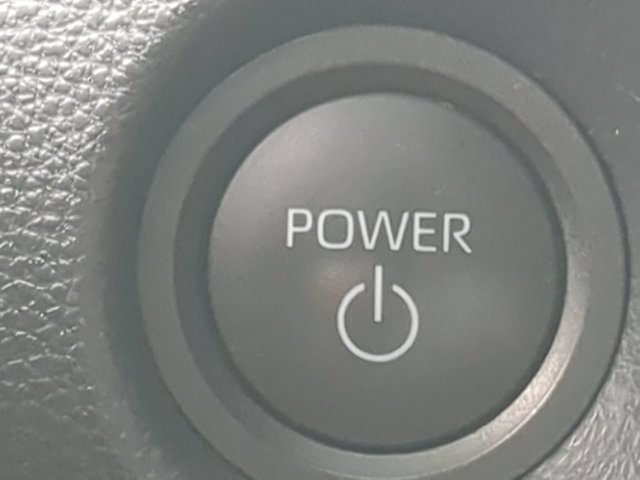 Used 2025 Toyota Corolla Cross AWD Hybrid image 30