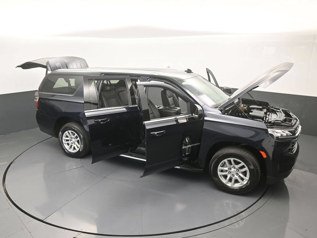 Used 2024 Chevrolet Suburban LT AWD/4WD image 72