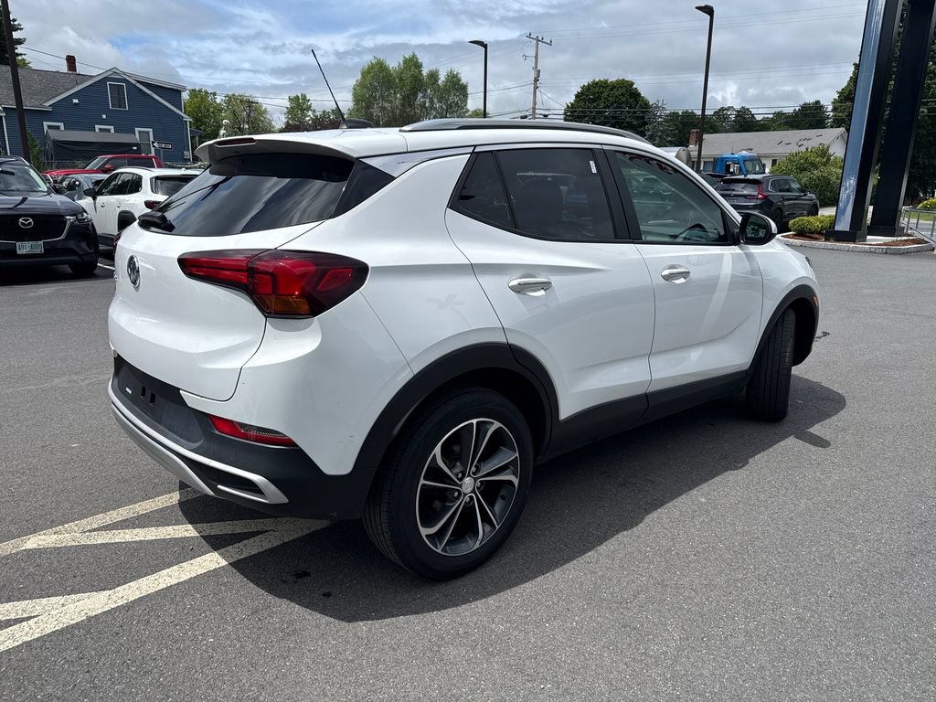 Used 2022 Buick Encore GX Select AWD/4WD image 6