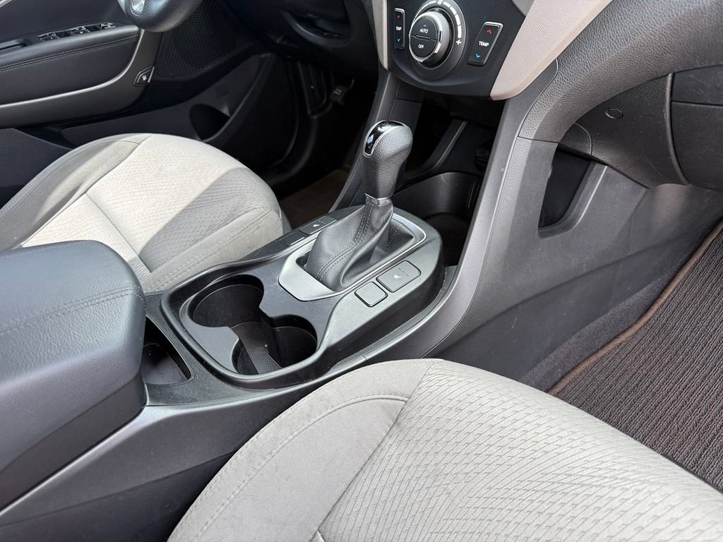 Used 2018 Hyundai Santa Fe Sport w/ 2.4L Value Package 02 FWD image 40