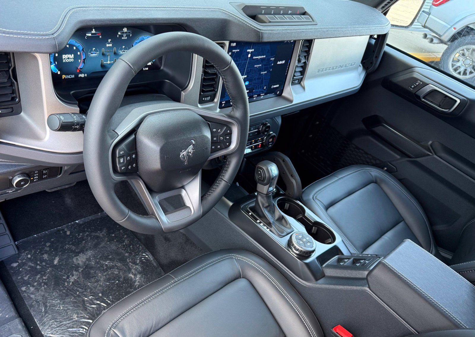 New 2026 Ford Bronco Outer Banks w/ Sasquatch Package AWD/4WD image 14