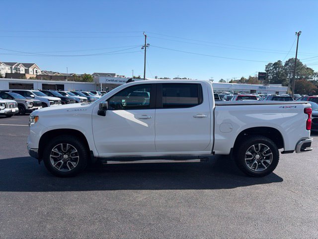 Used 2024 Chevrolet Silverado 1500 LT AWD/4WD image 15