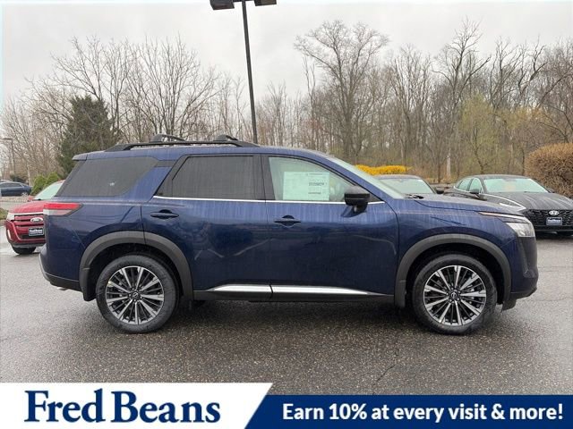 New 2026 Nissan Pathfinder Platinum w/ Cargo Package AWD/4WD image 8