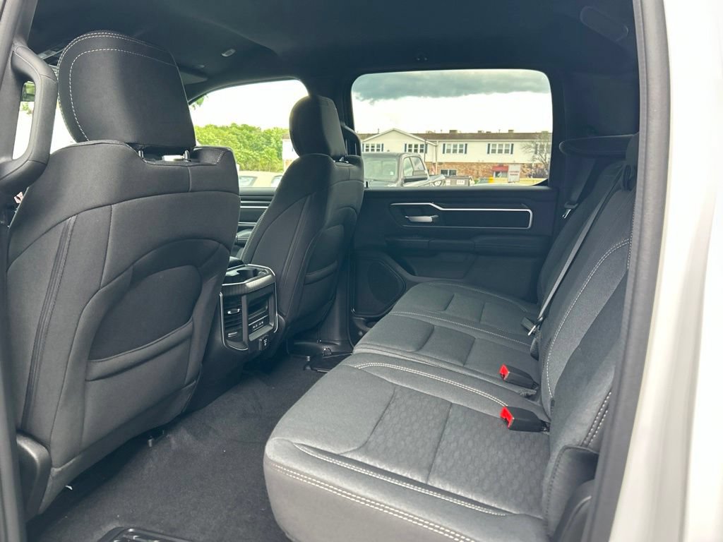 New 2026 RAM 1500 Big Horn AWD/4WD image 34