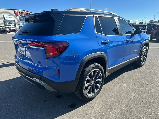 New 2025 GMC Terrain Elevation w/ Elevation Premium Package image 3