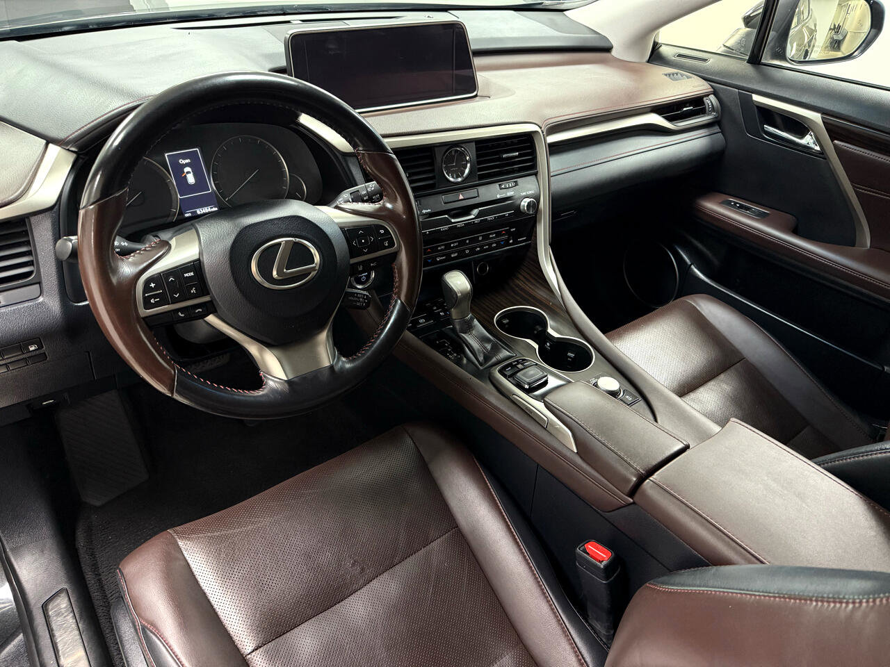 Used 2018 Lexus RX 450hL Premium w/ Premium Package image 29