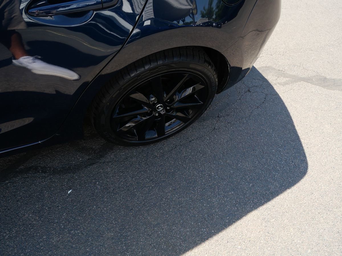 Used 2018 MAZDA MAZDA3 Touring FWD image 33