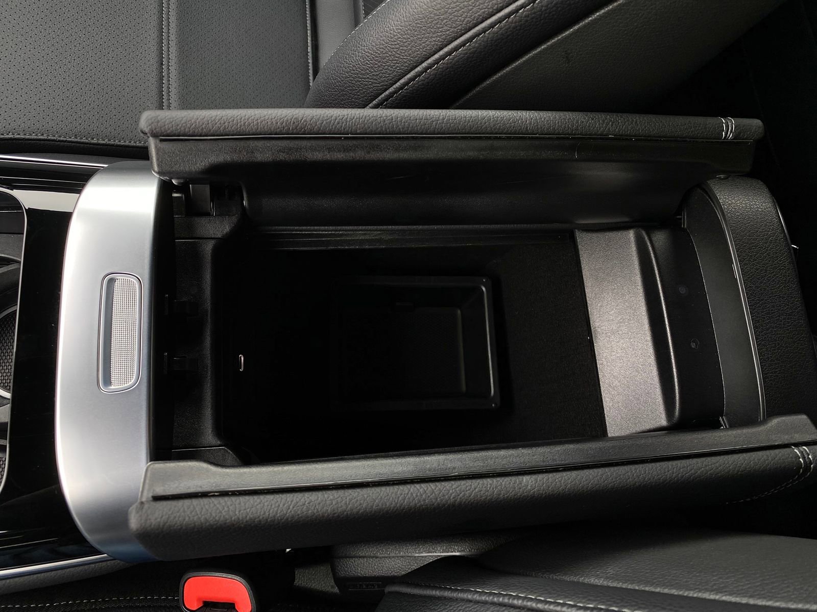 Used 2025 Mercedes-Benz GLC 300 image 19