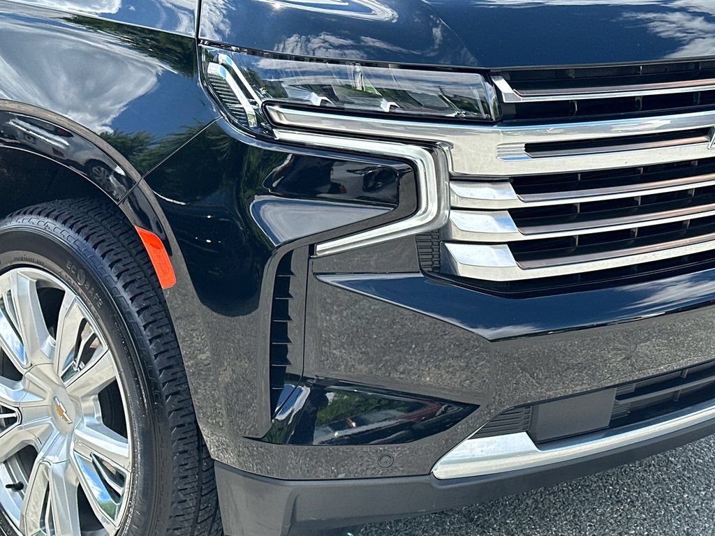 Used 2023 Chevrolet Tahoe High Country AWD/4WD image 10