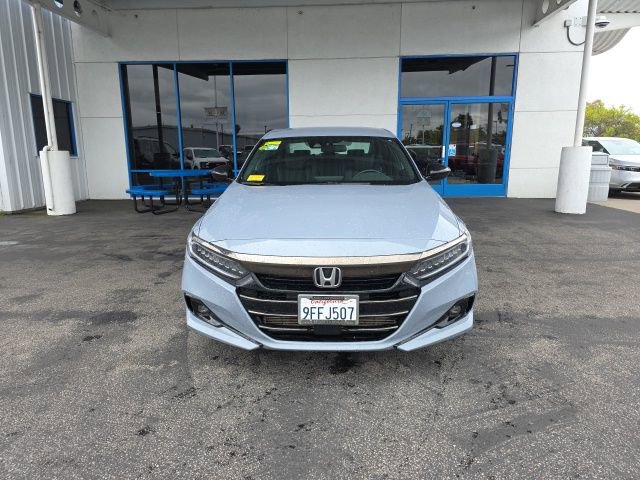 Used 2022 Honda Accord Sport image 2