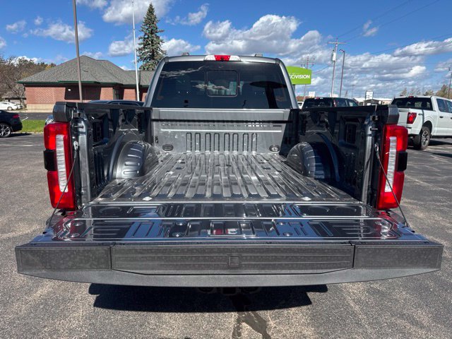 New 2026 Ford F250 XLT w/ XLT Premium Package AWD/4WD image 7